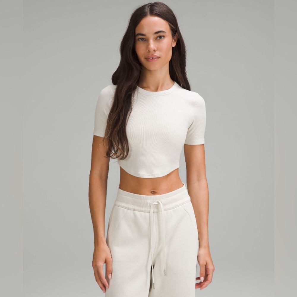 🍋 Lululemon Hold Tight Cropped T-Shirt💋